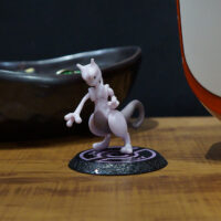 Action Figure Mewtwo